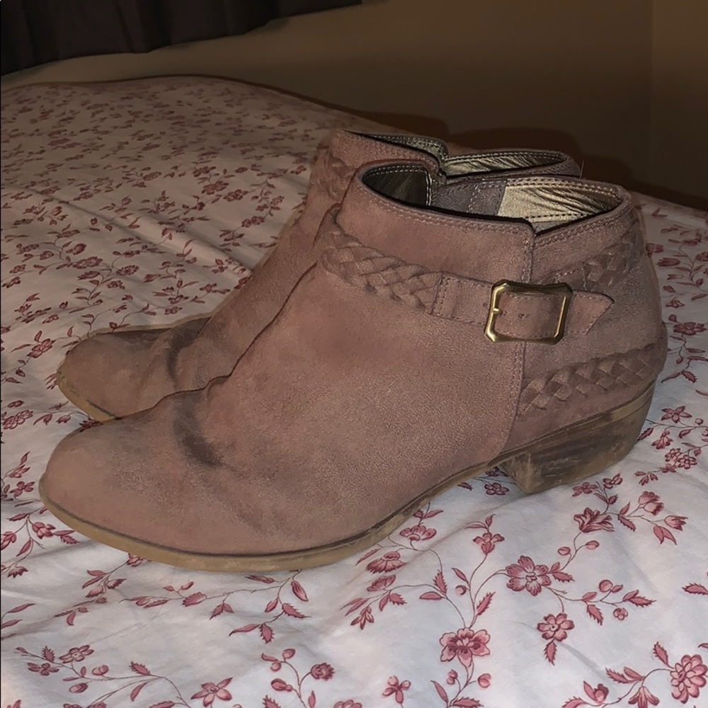 Ankle high boots